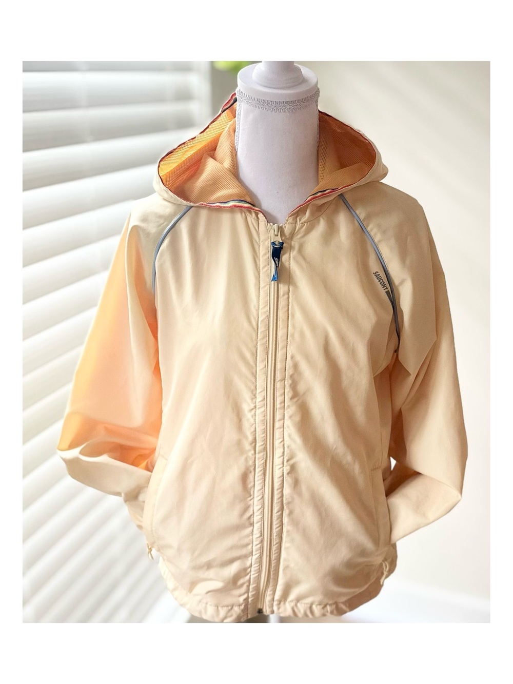 Saucony Yellow Hooded Rain Jacket